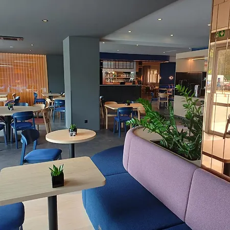 Desilva Katowice Airport 3*