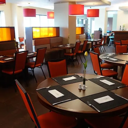 데실바 인 카포비체 에어포트