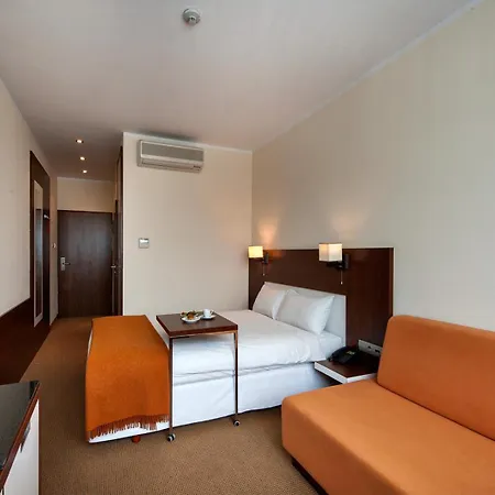 Szálloda Desilva Katowice Airport Pyrzowice