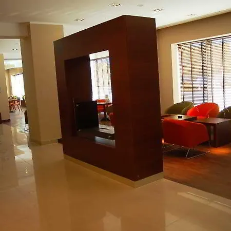 Desilva Katowice Airport 3*