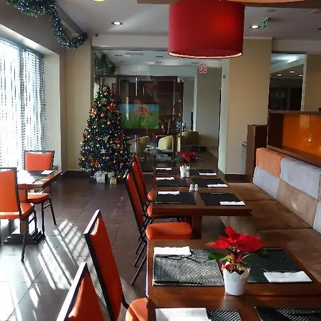 Desilva Katowice Airport Szálloda