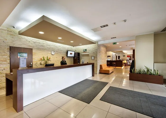 Hotel Desilva Katowice Airport 3*