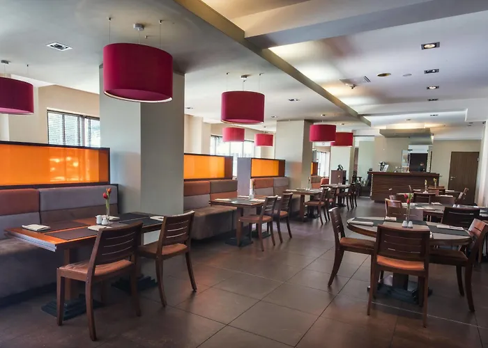 Desilva Katowice Airport Hotel 3*