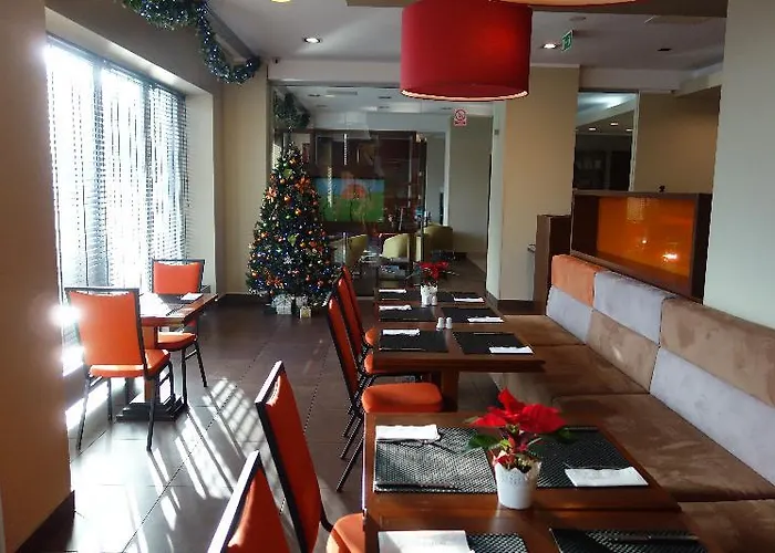 Desilva Katowice Airport Hotell